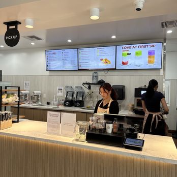 Da Vien Coffee - Amazing staff - Desserts Near Me - Cypress, California Da Vien Coffee - Amazing staff - Desserts Near Me - Cypress, California