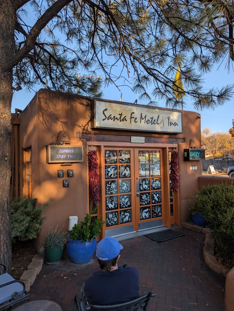 Santa Fe Motel & Inn