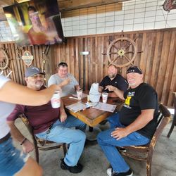 Nowhere Grille - Lunch stop with friends