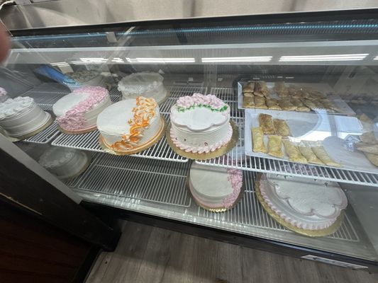 Gondres Bakery by null