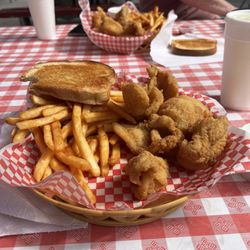 Dam Fish Shack - Catfish