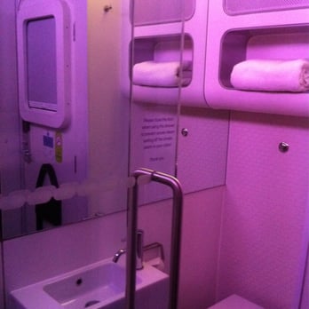 Yotel - Compact bathroom - Hotels Near Me - West Sussex, XGL