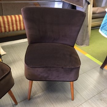 Oscar's Upholstery Studio - Here is finished chair. If came out beautiful. - Furniture Reupholstery Near Me - San Dimas, California Oscar's Upholstery Studio - Here is finished chair. If came out beautiful. - Furniture Reupholstery Near Me - San Dimas, California