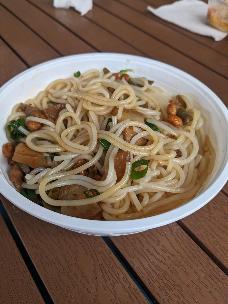 EAST KITCHEN GUILIN RICE NOODLES 東厨桂林米粉 178180 Rowe St, Eastwood New