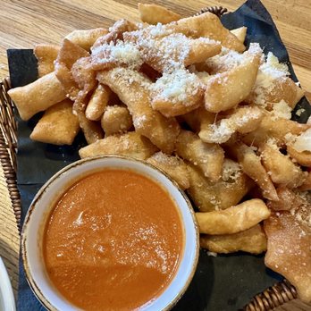 Salt & Grove - Fried pizza dough - Bars Near Me - Long Beach, California Salt & Grove - Fried pizza dough - Bars Near Me - Long Beach, California