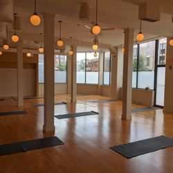 Down Under Yoga | Cambridge