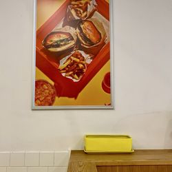 Swizzler Crispy Chicken + Smash Burgers
