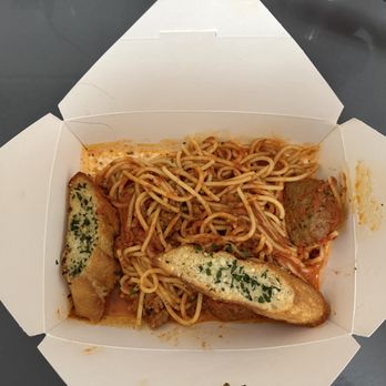 Italian Colors - Why would you give someone a togo box like this for pasta? The tucked lid didn't stay closed and kept popping open. - Italian Near Me - Oakland, California Italian Colors - Why would you give someone a togo box like this for pasta? The tucked lid didn't stay closed and kept popping open. - Italian Near Me - Oakland, California