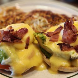 NORMS Restaurant - CALI-CADO BENNY