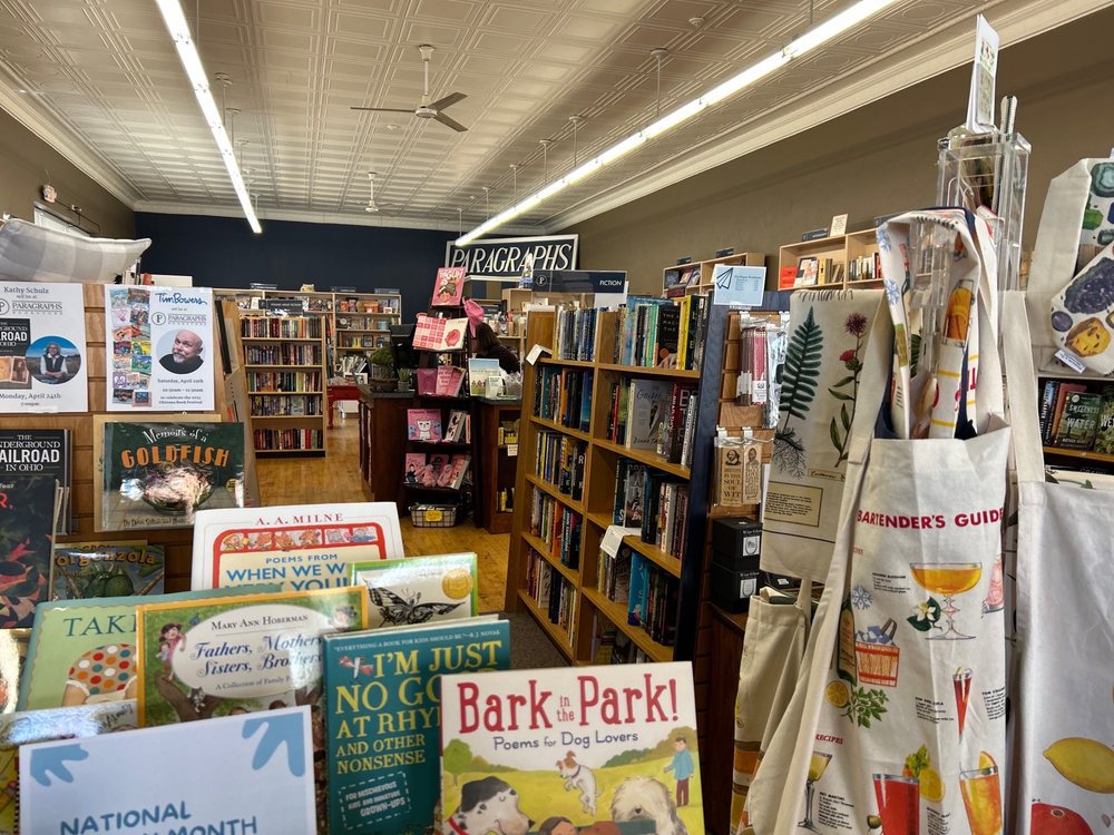 PARAGRAPHS BOOKSTORE Updated August 2024 229 S Main St, Mount