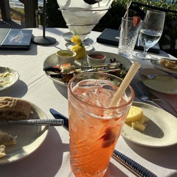 Latitudes - Sunset Key Cottages - Stone Crab Claws and a drink. Best way to start. - Seafood Near Me - Key West, Florida Latitudes - Sunset Key Cottages - Stone Crab Claws and a drink. Best way to start. - Seafood Near Me - Key West, Florida