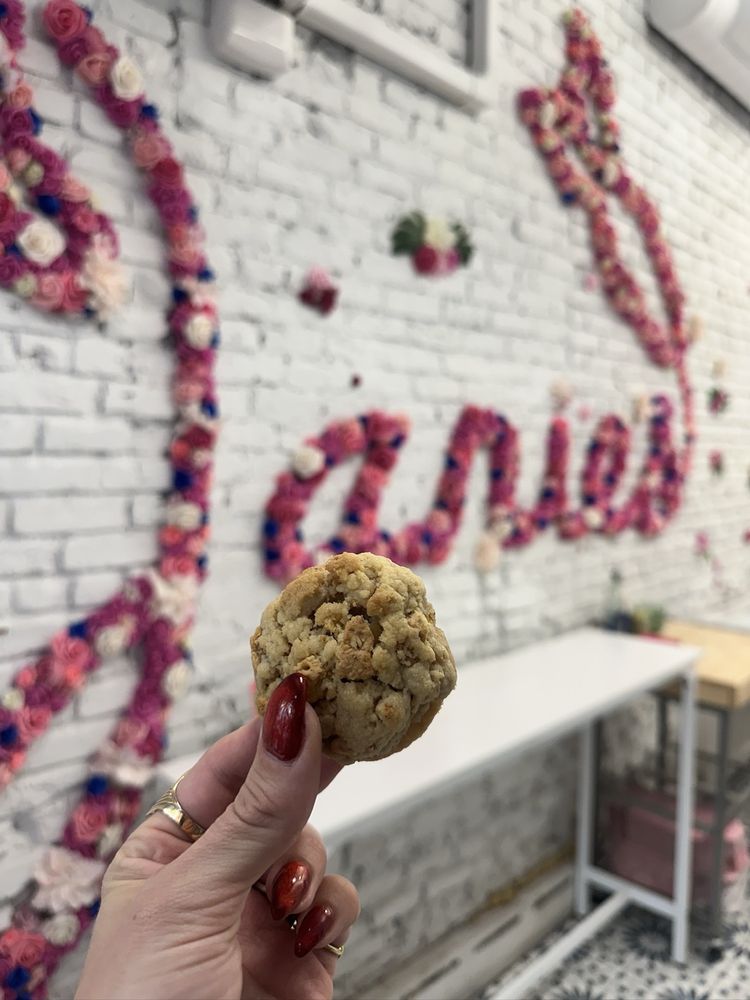 Janies Life Changing Baked Goods Logo