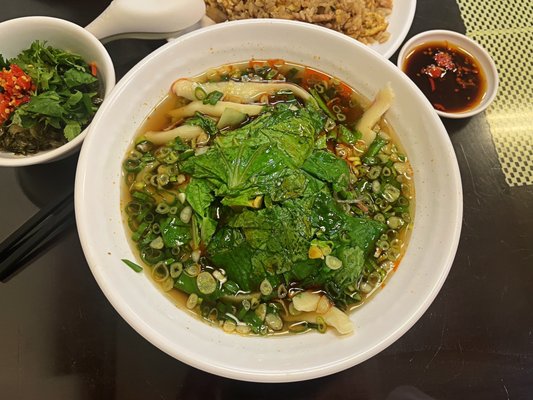 川畝園麵食館 by null