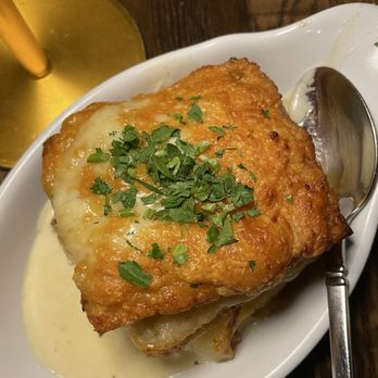 Sophia Steak - Wilmette - White cheddar potato gratin - Salad Near Me - Wilmette, Illinois