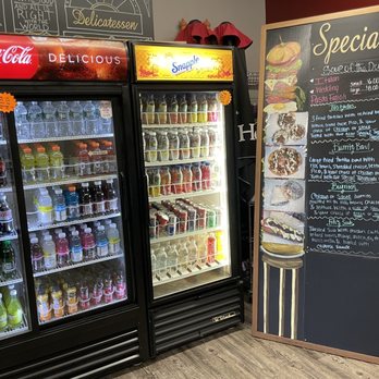 Tastebuds Deli - Interior - Delis Near Me - North Haven, Connecticut