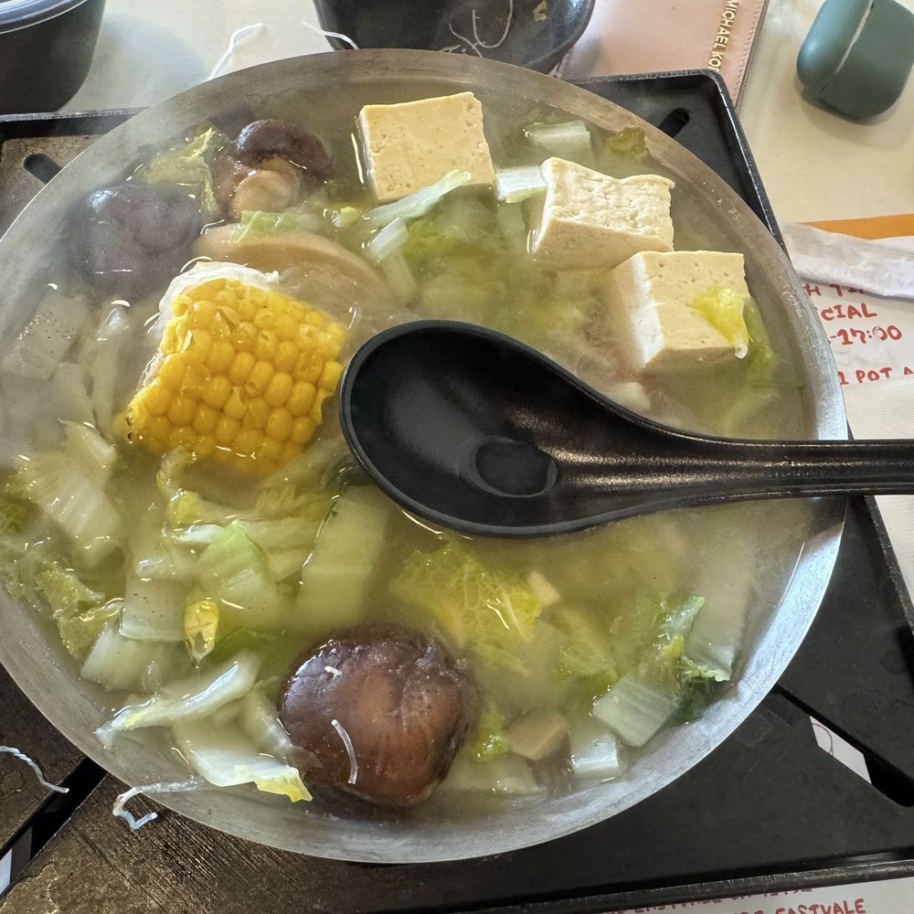 Pot On Fire - Mushroom hot pot with green tea (lunch special) - Hot Pot Near Me - Eastvale, California Pot On Fire - Mushroom hot pot with green tea (lunch special) - Hot Pot Near Me - Eastvale, California