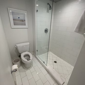 Angler's - Hotels Near Me - Miami Beach, Florida