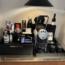 Pier One Sydney Harbour, Autograph Collection - Mini/Coffee Bar