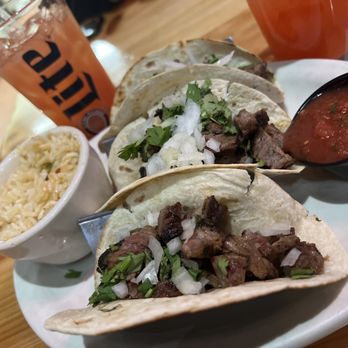 Santa Fe Cattle - Steak tacos beans and rice - Steakhouses Near Me - Sapulpa, Oklahoma