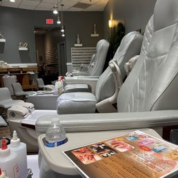 Amazing Pedi massage chairs!