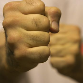 Kung Fu Fxbg - Ving Tsun (wing chun) Chung Choi - Center Punch - Chinese Martial Arts Near Me - Fredericksburg, Virginia Kung Fu Fxbg - Ving Tsun (wing chun) Chung Choi - Center Punch - Chinese Martial Arts Near Me - Fredericksburg, Virginia