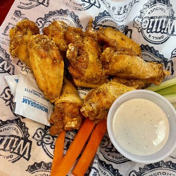 Willie's Grill & Icehouse - 10 lemon pepper wings - American Near Me - San Antonio, Texas Willie's Grill & Icehouse - 10 lemon pepper wings - American Near Me - San Antonio, Texas