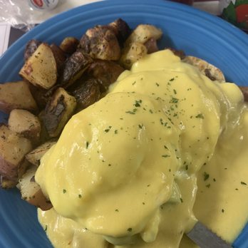 That Breakfast Place - California Eggs Benedict - American Near Me - Windham, Connecticut That Breakfast Place - California Eggs Benedict - American Near Me - Windham, Connecticut