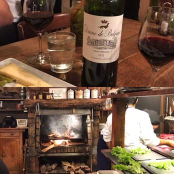 Robert et Louise - Watching our food get cooked - French Near Me - Paris, 75