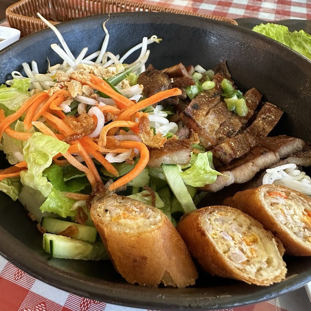 3 Bros Vietnamese Cuisine - Grilled Pork & Crispy Egg Roll Vermicelli - Bún Thịt Nướng Chả Giò - Vietnamese Near Me - Burien , Washington 3 Bros Vietnamese Cuisine - Grilled Pork & Crispy Egg Roll Vermicelli - Bún Thịt Nướng Chả Giò - Vietnamese Near Me - Burien , Washington