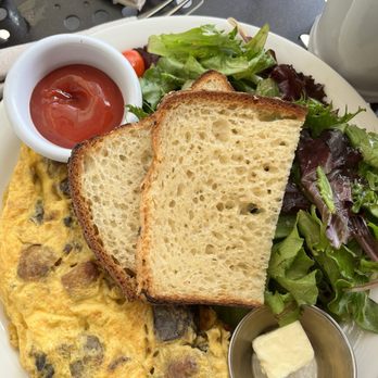 Urth Caffe - Breakfast - Coffee & Tea Near Me - Laguna Beach, California Urth Caffe - Breakfast - Coffee & Tea Near Me - Laguna Beach, California