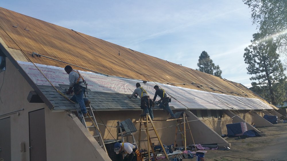 Slide of Daniel Roofing & Construction