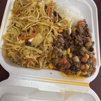 Julie's Kitchen - Pancit and picadillo - Filipino Near Me - Colorado Springs, Colorado Julie's Kitchen - Pancit and picadillo - Filipino Near Me - Colorado Springs, Colorado