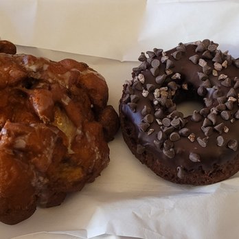 Whoo's Donuts - Green Chile Fritter & Dark Chocolate Crunch - Donuts Near Me - Santa Fe, New Mexico