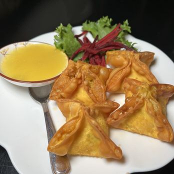 Siam Ginger - Crab Rangoon - Thai Near Me - Somerville, Massachusetts