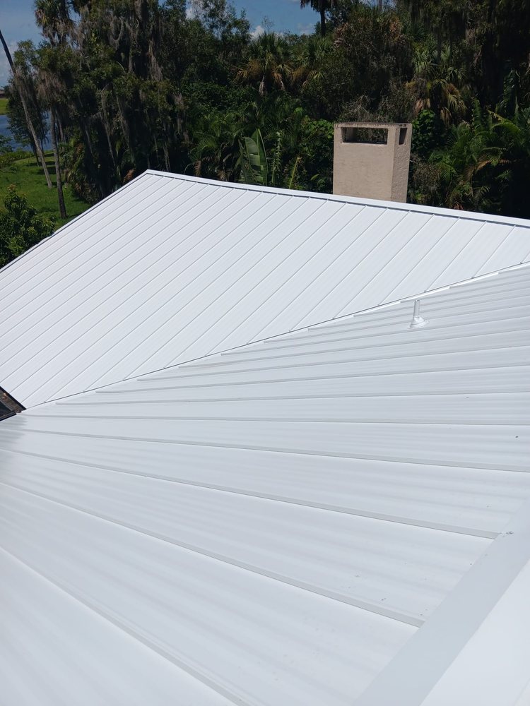 Slide of Local Roofing Pro