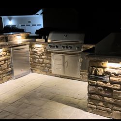 Marlowe’s Outdoor Kitchens and Patios