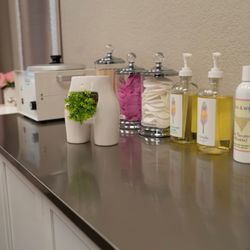 Rose Wax Studio - Using pre & post wax products designed for sensitive skin.