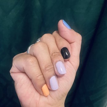 Dolphin Spa - Nail Salons Near Me - Brooklyn, New York