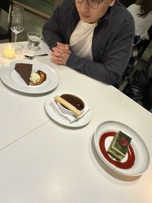 Robin's Restaurant and Market by null