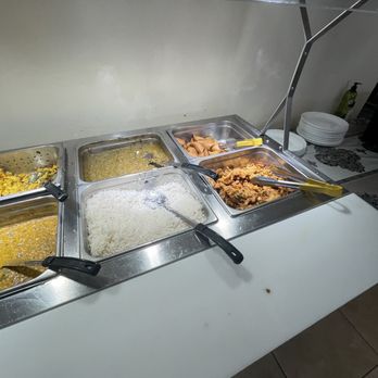 New India Palace - Lunch buffet spread - Indian Near Me - Canoga Park, California