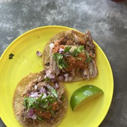 Al pastor taco, suadero taco
