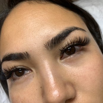 Bangin lashes - Volume set - Eyelash Service Near Me - Newport Beach, California Bangin lashes - Volume set - Eyelash Service Near Me - Newport Beach, California