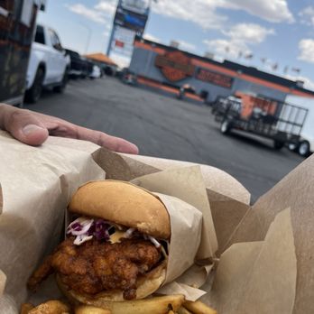 R Spot Kitchen - Food Trucks Near Me - Hesperia, California R Spot Kitchen - Food Trucks Near Me - Hesperia, California