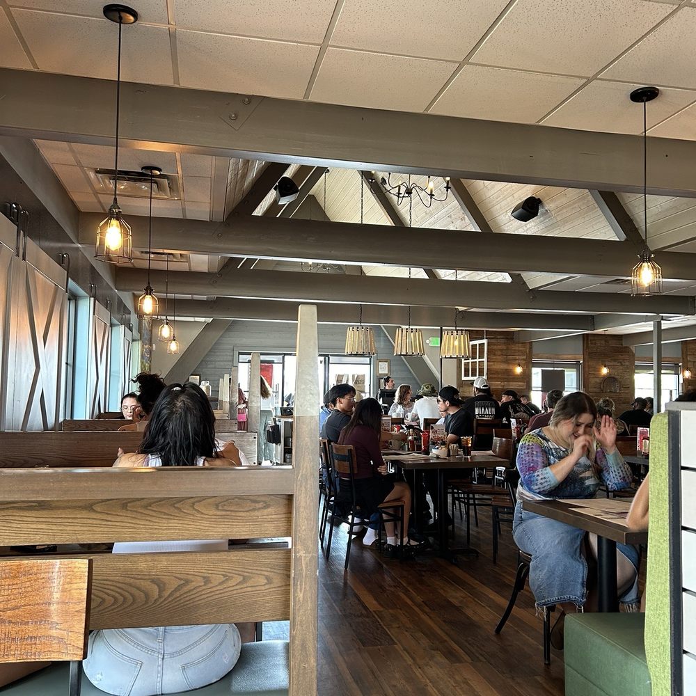 First Watch - Nice clean open plan. - Breakfast & Brunch Near Me - Phoenix, Arizona