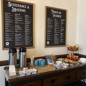 HI Sacramento Hostel - Basic Morning breakfast. They need a Waffle Maker!!!! - Hostels Near Me - Sacramento, California