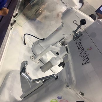 Creamistry - See the smoke while making ice cream - Ice Cream & Frozen Yogurt Near Me - Katy, Texas