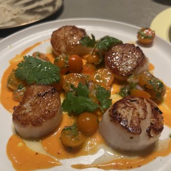 Shukette - Scallops à la plancha - Middle Eastern Near Me - New York, New York