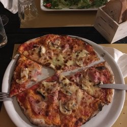 Pizzeria La Cisterna