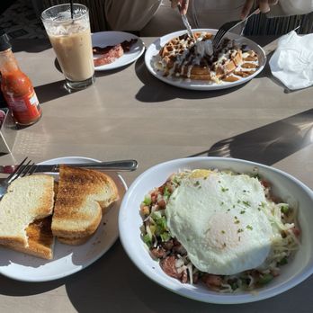 Brunch House - Pecan cinnamon roll Belgian waffle and bacon skillet - Breakfast & Brunch Near Me - Grand Rapids, Michigan