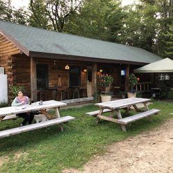 sugarloaf dining lodge - Indoor and outdoor seating (outdoor tables are very dog friendly!)